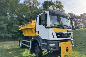 MAN TGM 18.290 4x4 piaskarka przód