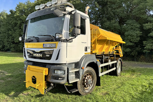 MAN TGM 18.290 4x4 pługopiaskarka przód