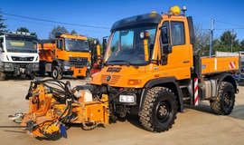 Mercedes Benz Unimog U300