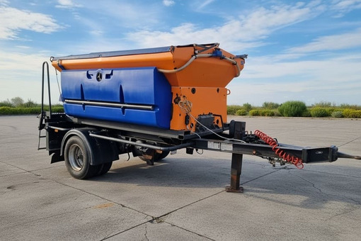 Zdjęcie przedstawiające Piaskarko-Solarka Schmidt na podwoziu jednoosiowym - Stratos B35-30